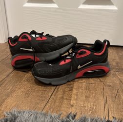 Nike AirMax 200 - (Size 8 Men’s)