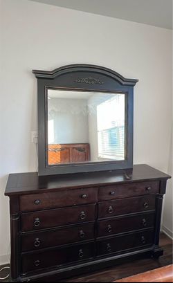 Dresser with removable mirror - $150 OBO