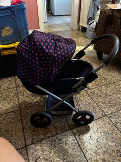 Carriola de muñecas en buenas condiciones