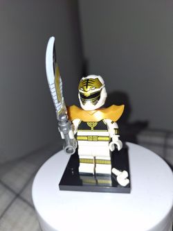 White Ranger LEGO Minifigure with Accessory