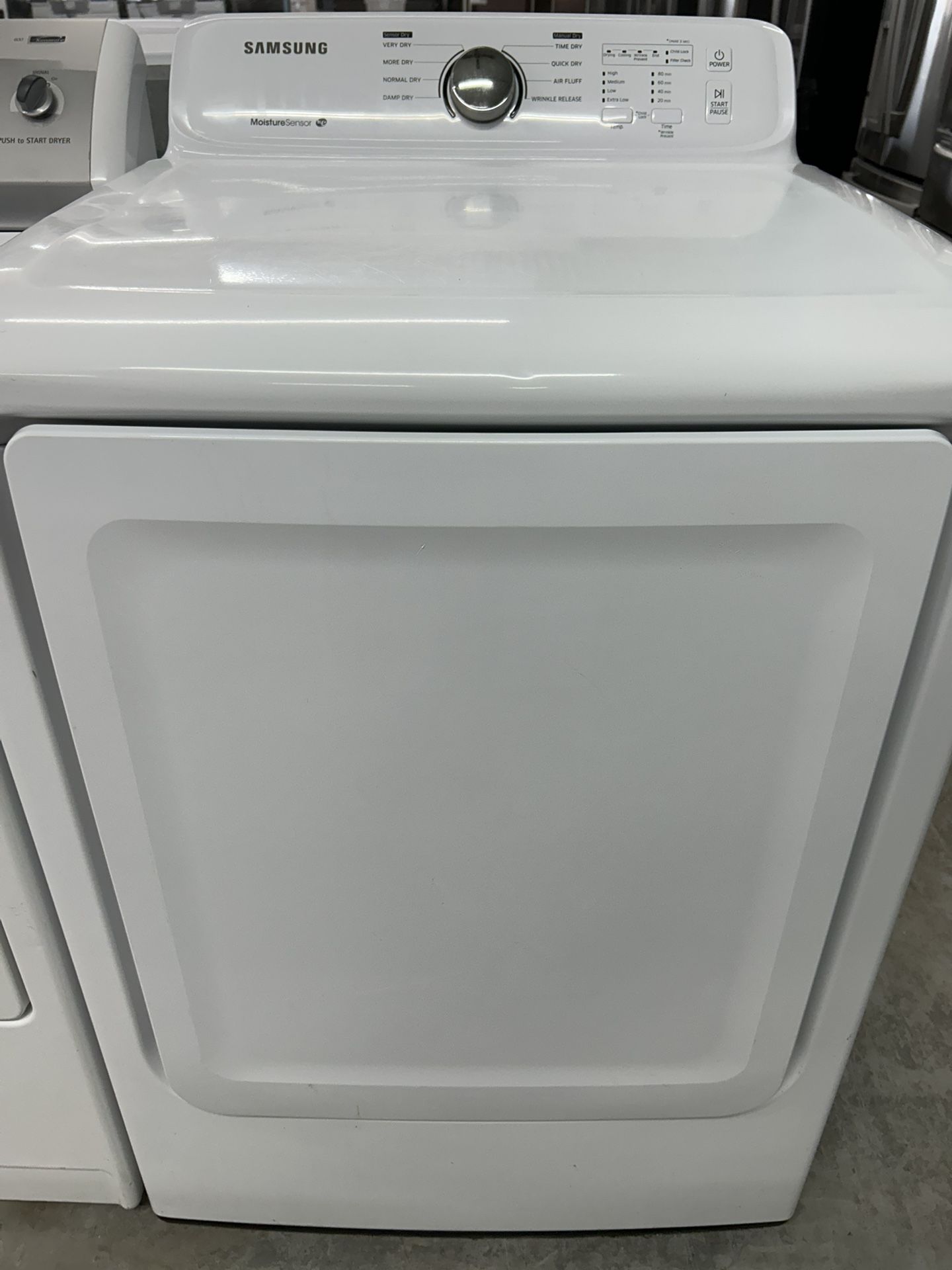 Large 7.2 Cubic Foot Electric Dryer 