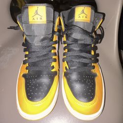 Jordan 1s Jordan 4s Yeezy 350s Jordan 3s