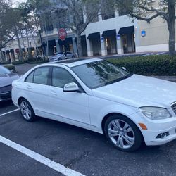 2010 Mercedes C300