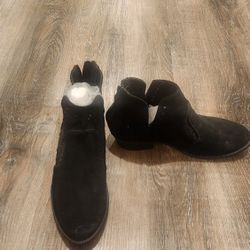 Womens Shoes $10