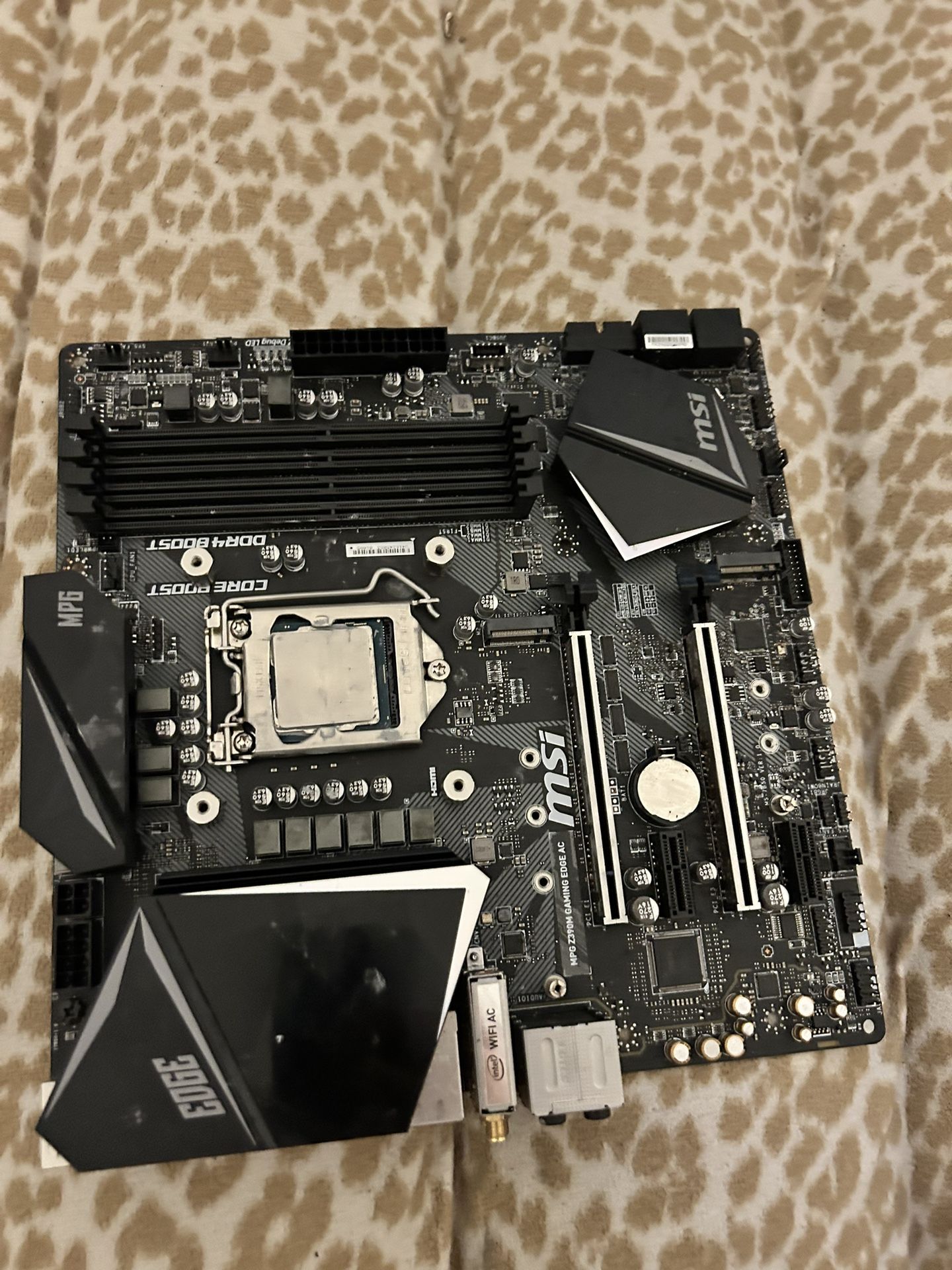 motherboard  msi mpg z390m gaming edge ac