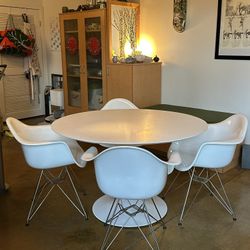 Vintage Made in Italy Tulip Table Set