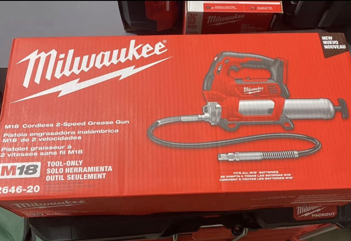 Milwaukee M18 Grease Gun 2-Speed (Tool-Only)
