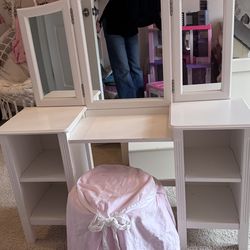 Pottery Barn kids Madeline vanity and stool