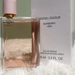 Burberry Her Perfume 