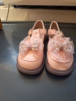 Girls Pink Mary Jane Dress Shoes with Bow