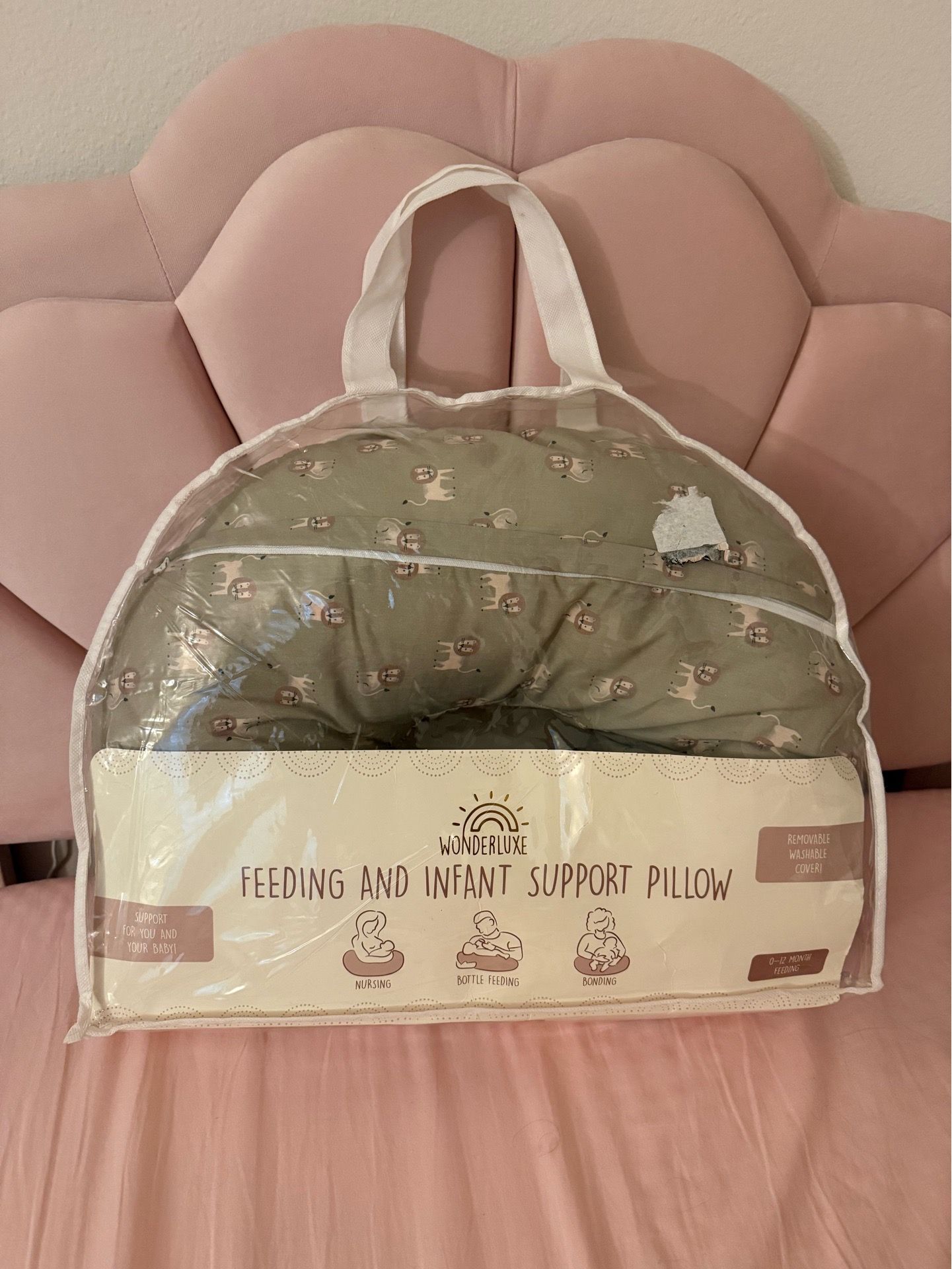 Wonderluxe Feeding and Infant Support Pillow Lion Print