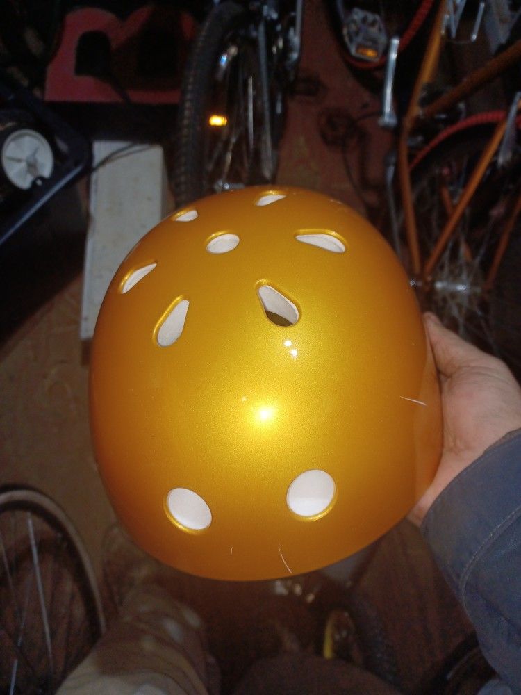 Bicycle Helmet 