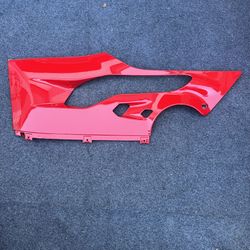 DUCATI PANIGALE (contact info removed) OEM RIGHT LOWER FAIRING RED (contact info removed)4A 480.1.335.4A