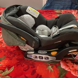 Chicco KeyFit 30 ClearTex 30 lbs Infant Car Seat