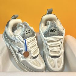 LV Trainer Sneaker - Men’s Size 10