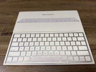 Apple Magic Keyboard Pristine condition