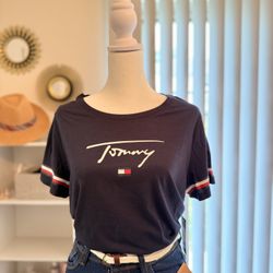 navy blue t-shirt