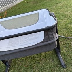 baby bassinet 