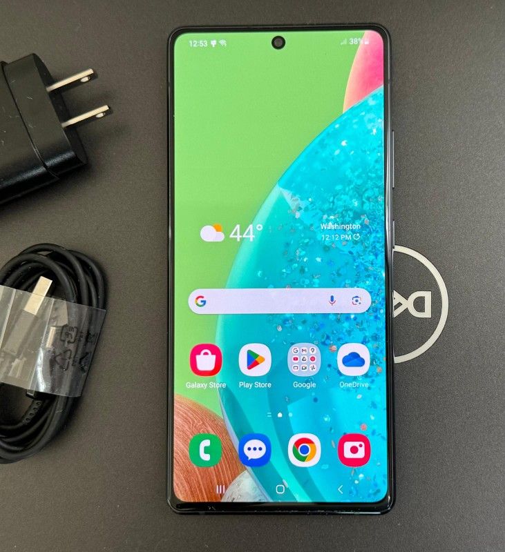 Samsung Galaxy A71  , Unlocked   for all Company Carrier ,  Excellent Condition  Like New