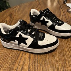 BAPE BAPESTA black and white low top