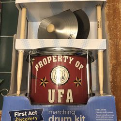 First Act Discovery FP615 Marching Drum Kit