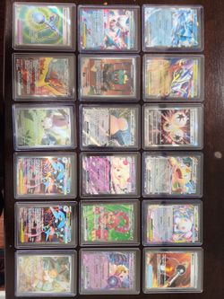 Vendo 56 cartas POKÉMON nuevas con sleeve y top loader son buenas cartas