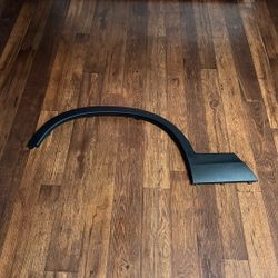 Genuine OEM Honda 74410-T6Z-A00 Passenger Rear Fender Flare Right Side 2017-2018 Ridgeline