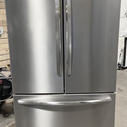 NEW COUNTER-DEPTH Refrigerator w/Internal WATER+ICE