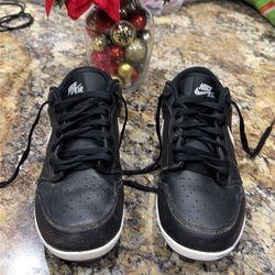 ( Size 7.5 mens)Nike Air Jordan 1 Retro MCS Low Black White Baseball Cleats