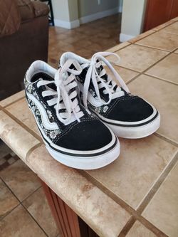 Shoes girls kids size 1.0 (VANS)