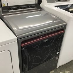 New Scratch And Dent Whirlpool Dryer. 1 Year Warranty 