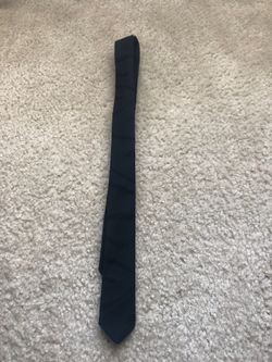String beans skinny tie