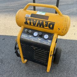 DeWalt Portable Air Compressor 