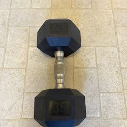 One Dumbbells rubber coated 35 LB