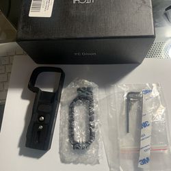 Lipchi L-Bracket For Sony A6400 , A6300 Brand New 