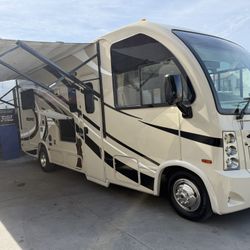 2017 Vegas Thor Very Low Miles/upgrades 