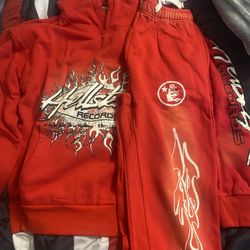 Red hellstar sweatsuit 