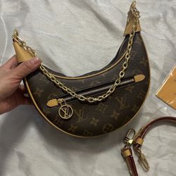 LOUIS VUITTON Loop coated canvas with cowhide trim moon bag pea bag armpit bag(59)21