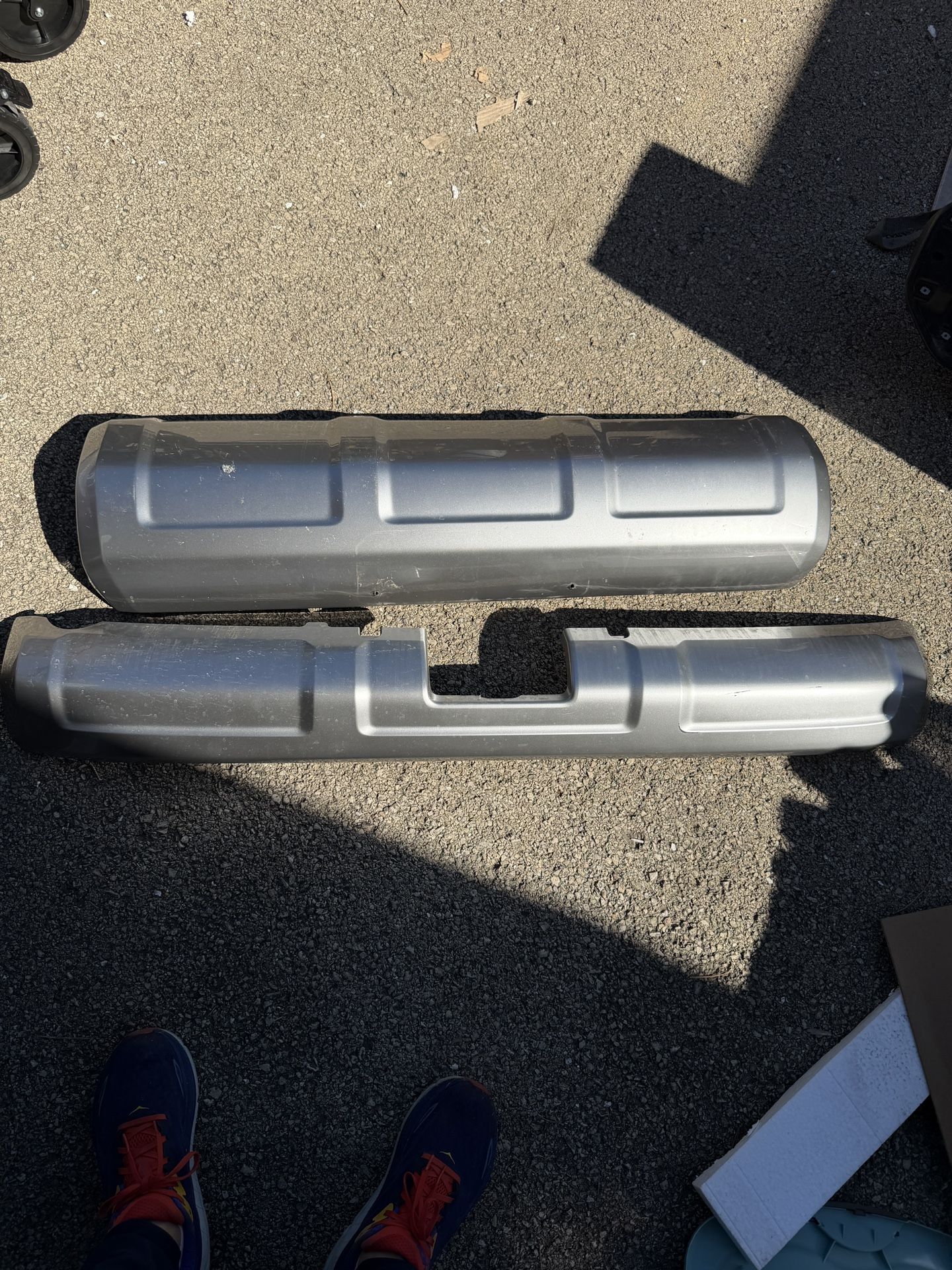 OEM Toyota Highlander Rear Bumper Cover Trim Set 2014–2019 Silver