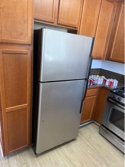 GE refrigerator