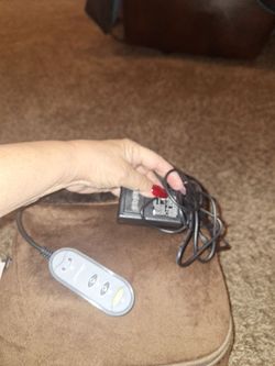 BRAND  NEW  FOOT WARMER MADE BY SNAILAX