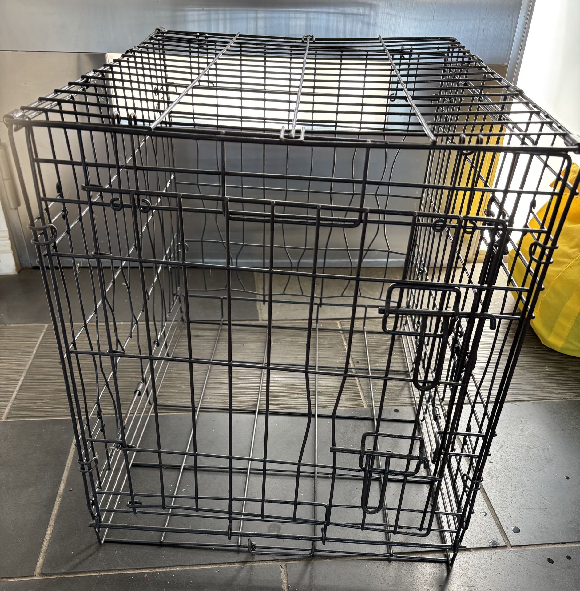 Small Pet Crate / Kennel