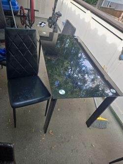 FREE table 4 chairs