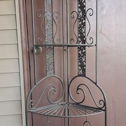 4-tier Metal Corner Shelf