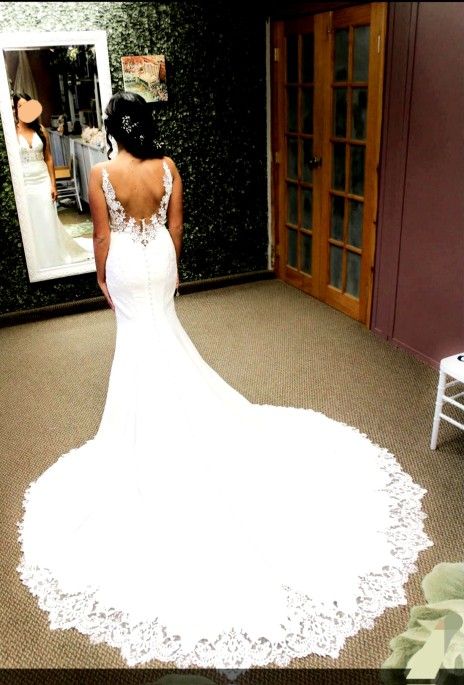 Besutiful Wedding Dress 