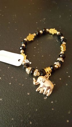 Selling jewelry.