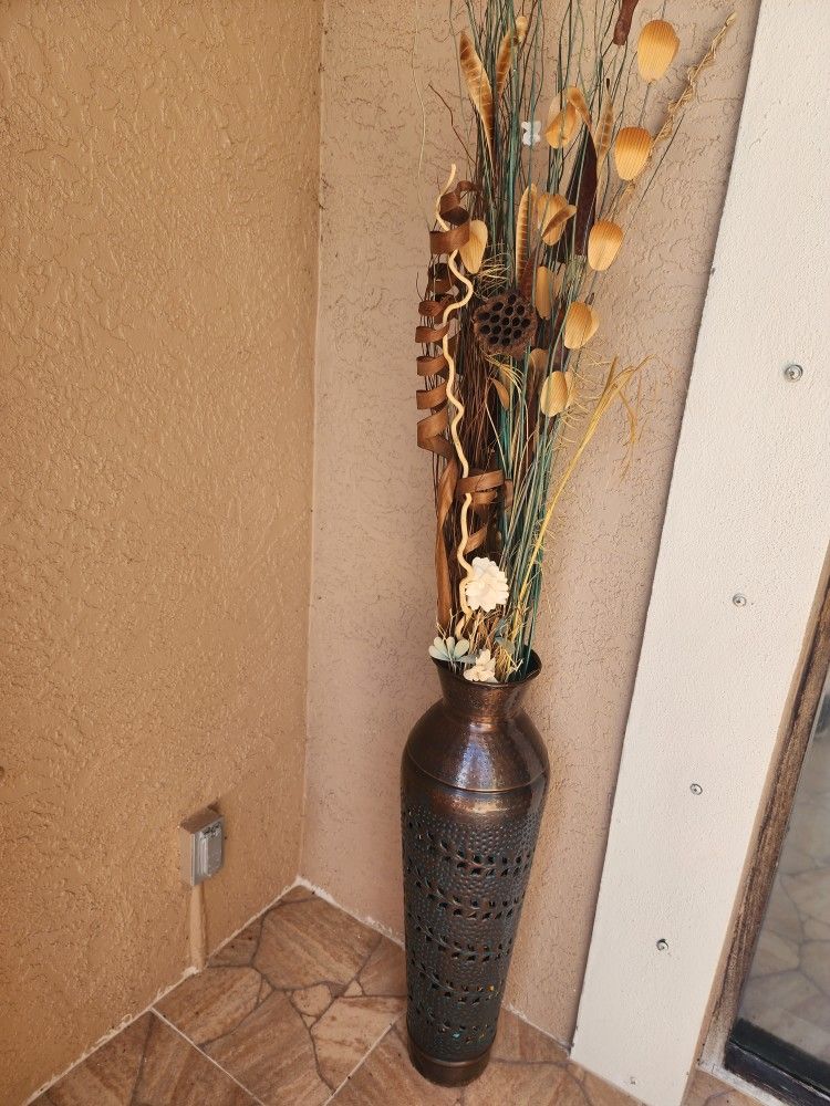 Base Decorative