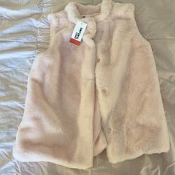 Macys Girls Vest (New) With a Tag $10