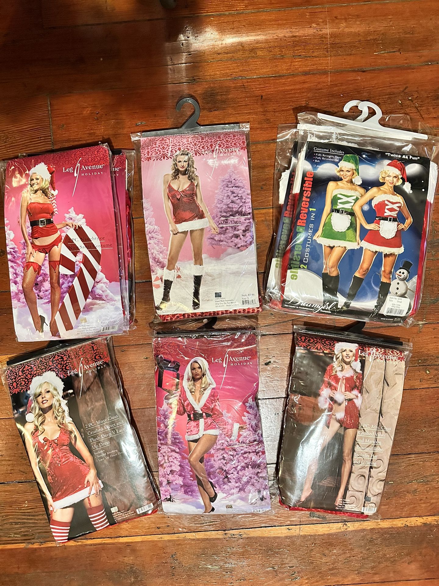 Size Small Dreamgirl Christmas Outfit - S/M