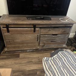 Like New TV Stand Dresser Wood Rustic Console Entertainment Table